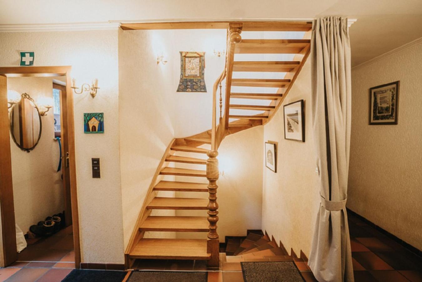 와이메스 Le Refuge De Kila B&B 외부 사진